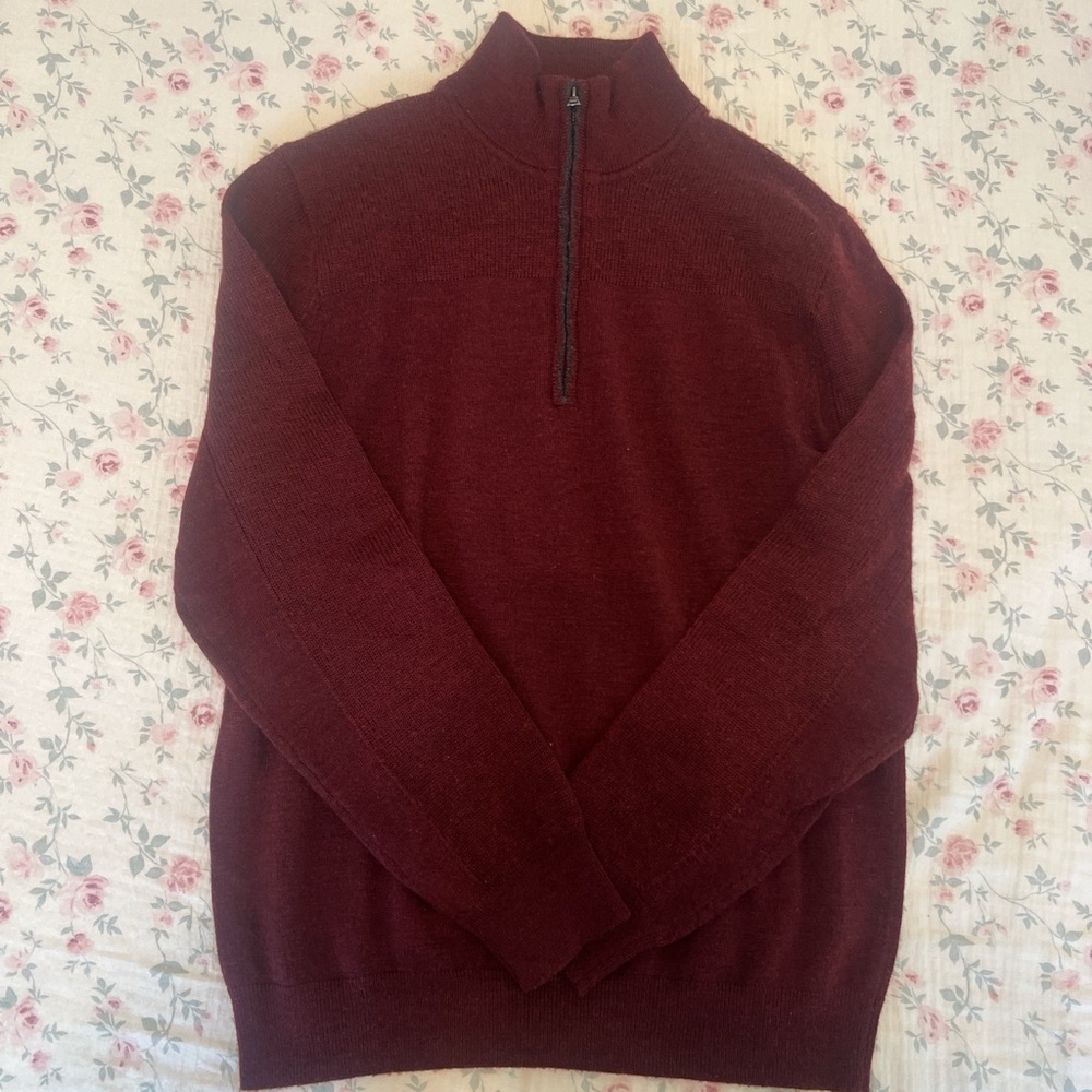 Banana Republic Men's Maroon Zip-Up Sweater